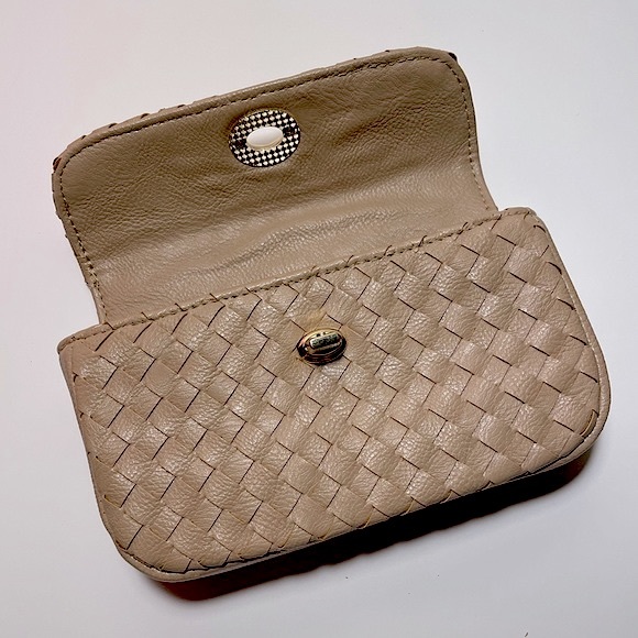 Fond Singapore | Woven PU Crossbody Bag | NWT | Beige - Picture 4 of 11